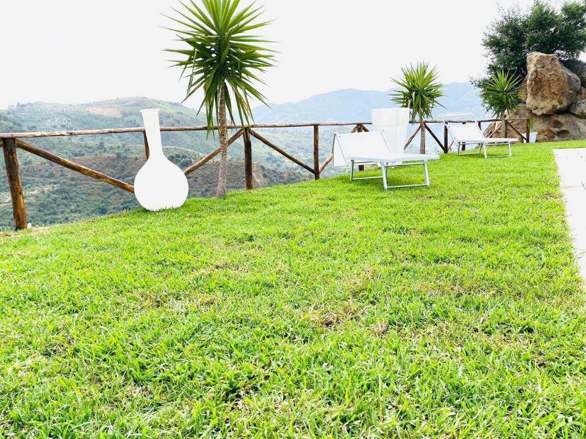 Villa Mama Lina à Patti Extérieur photo